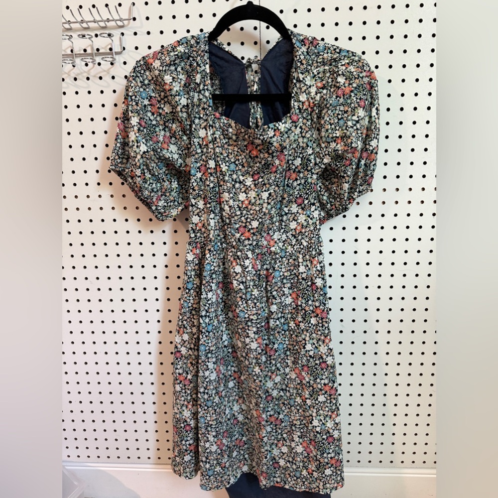 Bohme Navy Blue Floral Tie back Open back Dress Size M